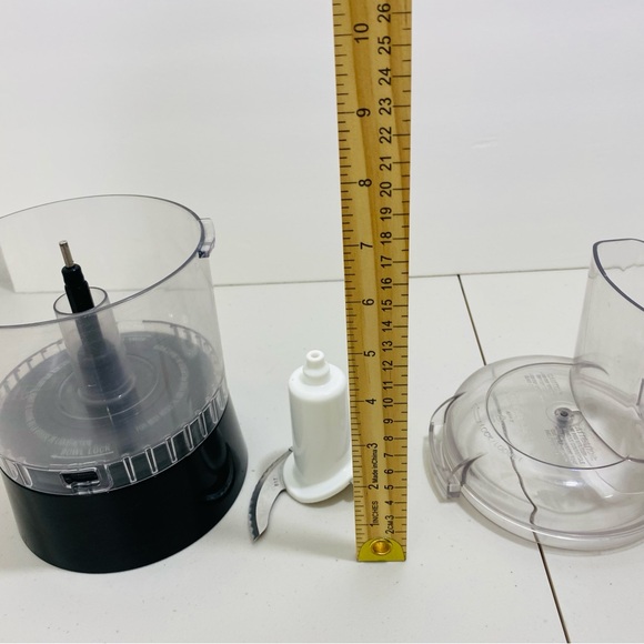 Cuisinart Food Processor Attachment AFP-7 Accessories For Replacement Parts Only - Picture 10 of 14